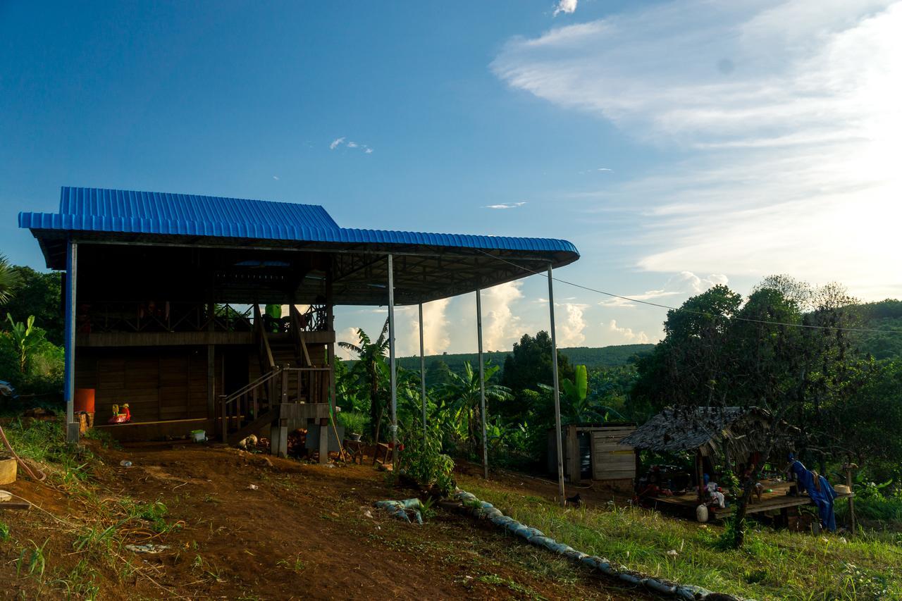 Mr Pov Home Stay Banlung Bagian luar foto