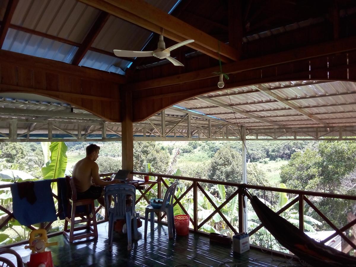 Mr Pov Home Stay Banlung Bagian luar foto
